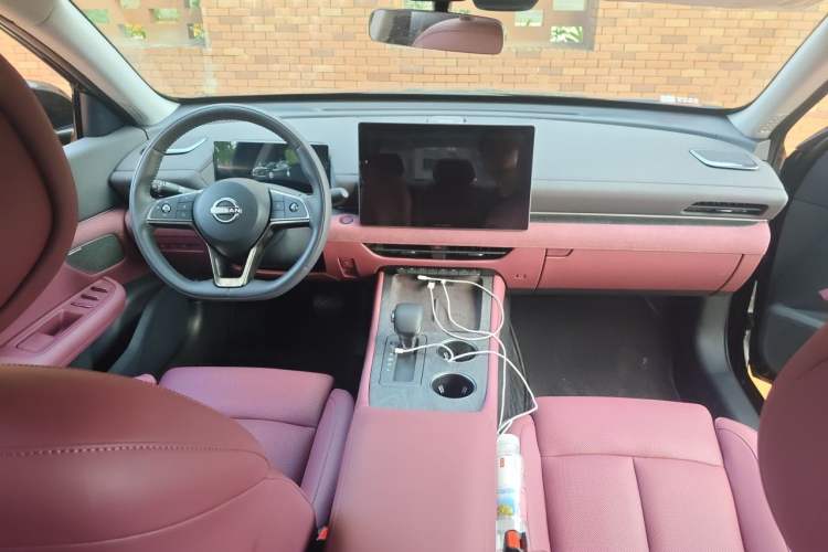 Used Nissan Teana 2026 Model Harmony Cockpit 2.0L Smart Ultra-Comfort Edition Center Console