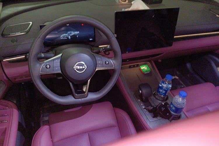 Used Nissan Teana 2026 Model Harmony Cockpit 2.0L Ultra-Comfort Edition Center Console