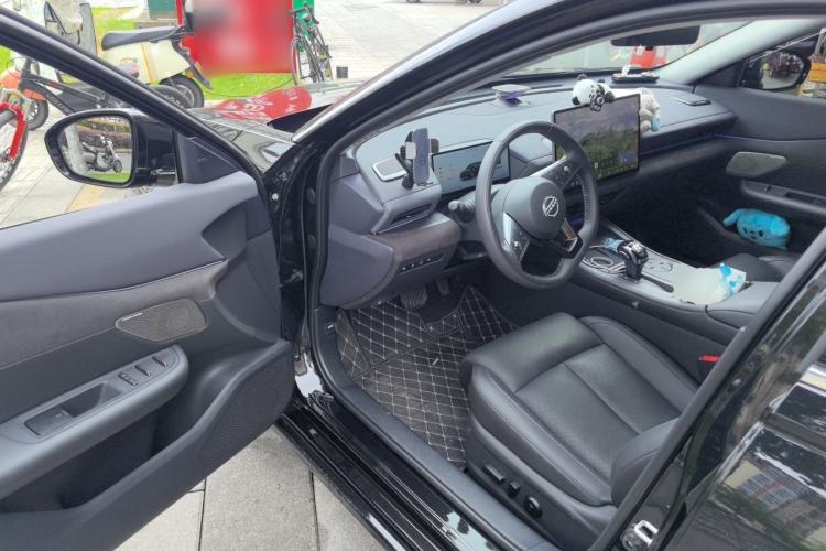 Used Nissan Teana 2026 Model Harmony Cockpit 2.0L Smart Ultra-Comfort Edition Driver Seat