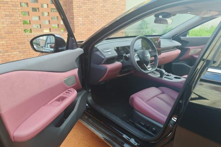 Used Nissan Teana 2026 Model Harmony Cockpit 2.0L Smart Ultra-Comfort Edition Driver Seat