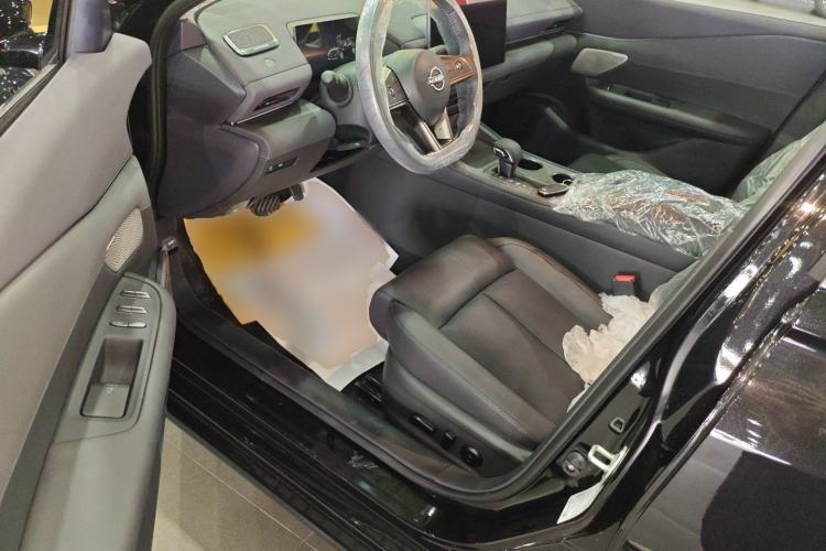 Used Nissan Teana 2026 Model Harmony Cockpit 2.0L Ultra-Comfort Edition Driver Seat
