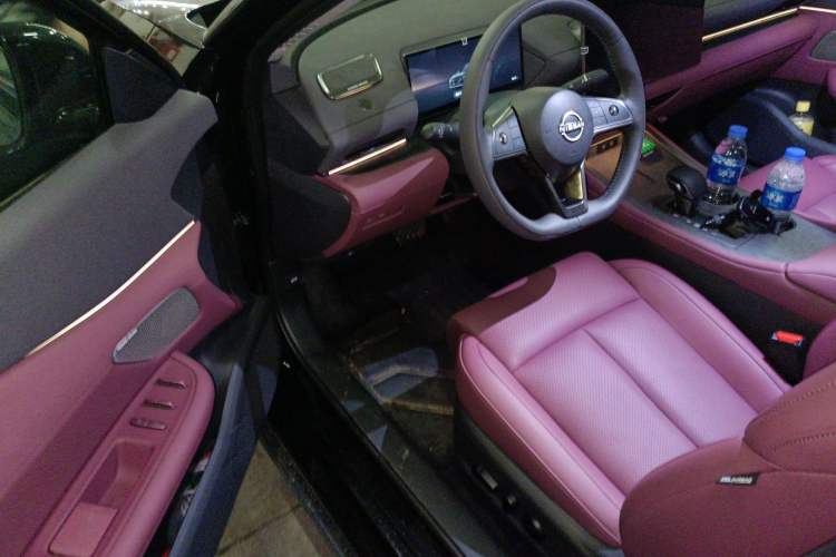 Used Nissan Teana 2026 Model Harmony Cockpit 2.0L Ultra-Comfort Edition Driver Seat