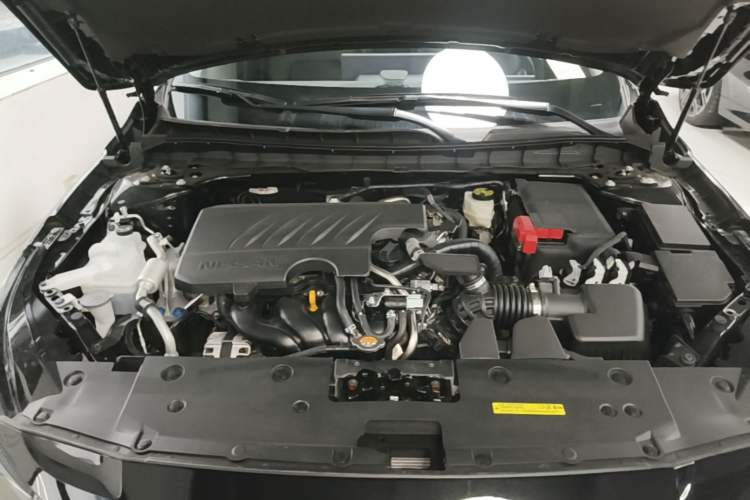 Used Nissan Teana 2026 Model Harmony Cockpit 2.0L Smart Ultra-Comfort Edition Engine Bay