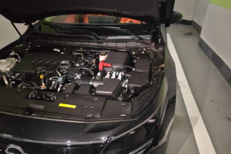 Used Nissan Teana 2026 Model Harmony Cockpit 2.0L Smart Ultra-Comfort Edition Engine Bay Left