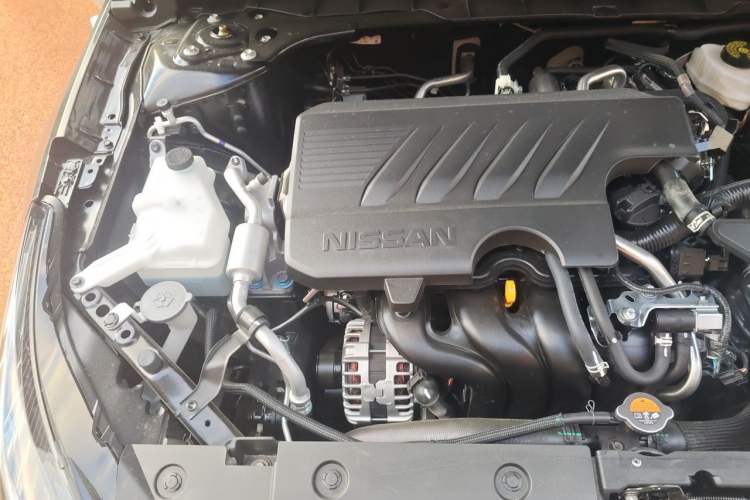 Used Nissan Teana 2026 Model Harmony Cockpit 2.0L Smart Ultra-Comfort Edition Engine Bay Right