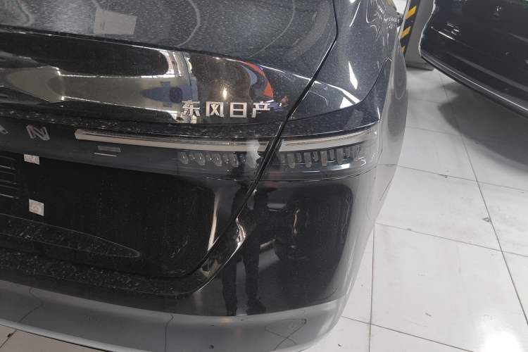Used Nissan Teana 2026 Model Harmony Cockpit 2.0L Ultra-Comfort Edition Exterior 1