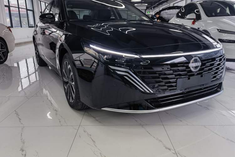 Used Nissan Teana 2026 Model Harmony Cockpit 2.0L Smart Ultra-Comfort Edition Exterior 4