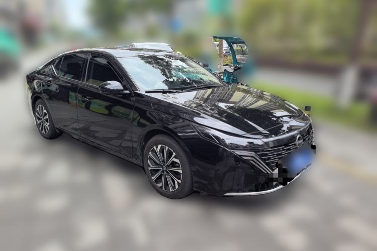 Used Nissan Teana 2026 Model Harmony Cockpit 2.0L Smart Ultra-Comfort Edition Front Right 45 Deg