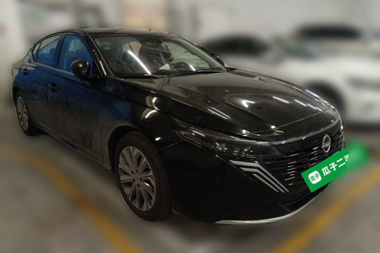 Used Nissan Teana 2026 Model Harmony Cockpit 2.0L Ultra-Comfort Edition Front Right 45 Deg