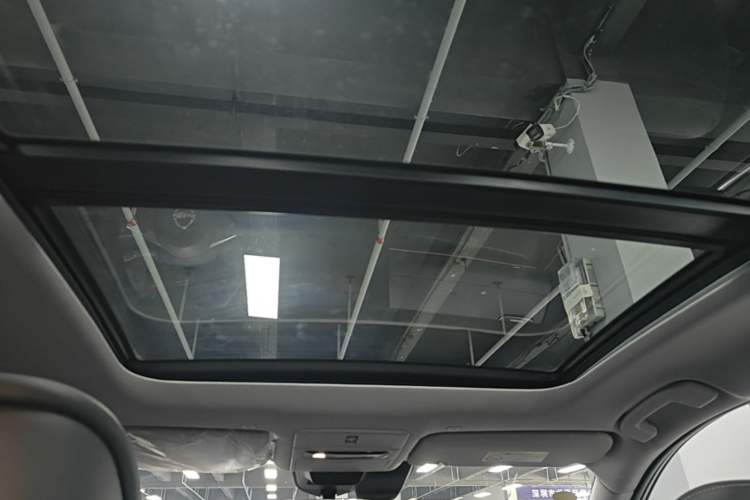 Used Nissan Teana 2026 Model Harmony Cockpit 2.0L Smart Ultra-Comfort Edition Headliner