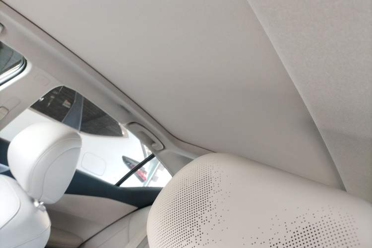 Used Nissan Teana 2026 Model Harmony Cockpit 2.0L Smart Ultra-Comfort Edition Headliner