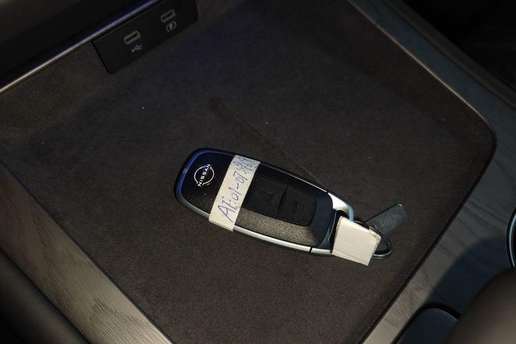 Used Nissan Teana 2026 Model Harmony Cockpit 2.0L Ultra-Comfort Edition Interior 1