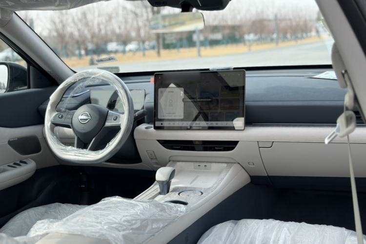 Used Nissan Teana 2026 Model Harmony Cockpit 2.0L Smart Ultra-Comfort Edition Interior 9