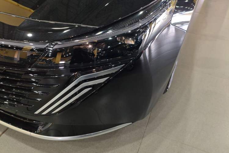Used Nissan Teana 2026 Model Harmony Cockpit 2.0L Ultra-Comfort Edition Left Front Headlight
