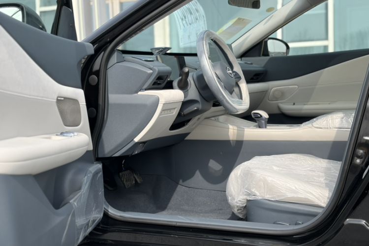 Used Nissan Teana 2026 Model Harmony Cockpit 2.0L Smart Ultra-Comfort Edition Left Front Seat