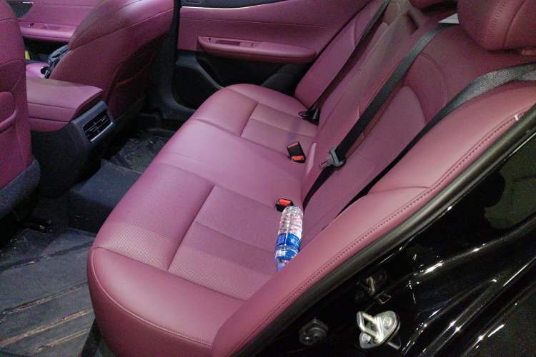 Used Nissan Teana 2026 Model Harmony Cockpit 2.0L Ultra-Comfort Edition Left Rear Seat