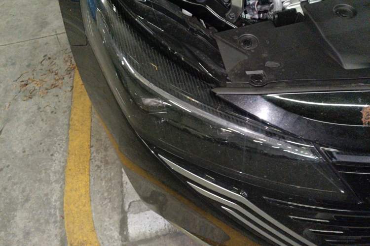 Used Nissan Teana 2026 Model Harmony Cockpit 2.0L Ultra-Comfort Edition Right Front Headlight