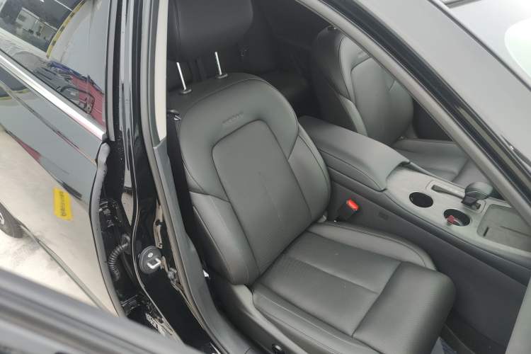 Used Nissan Teana 2026 Model Harmony Cockpit 2.0L Smart Ultra-Comfort Edition Right Front Seat