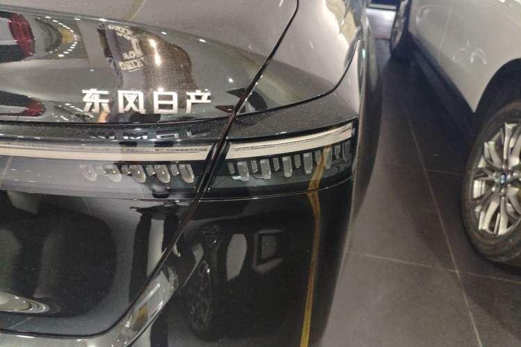 Used Nissan Teana 2026 Model Harmony Cockpit 2.0L Ultra-Comfort Edition Right Rear Taillight