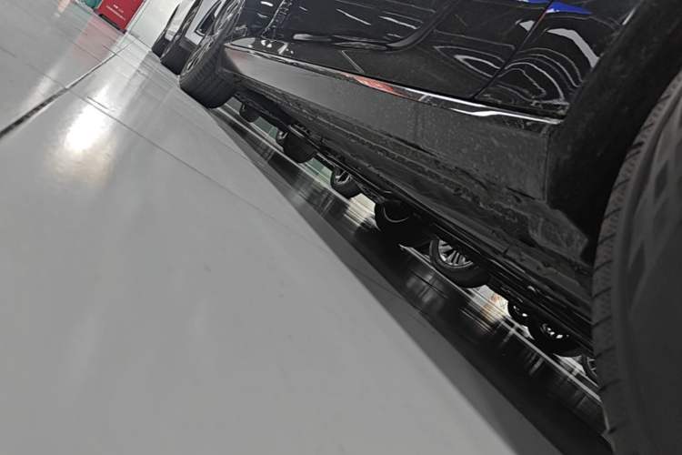 Used Nissan Teana 2026 Model Harmony Cockpit 2.0L Smart Ultra-Comfort Edition Right Side Sill