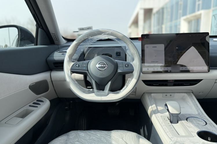 Used Nissan Teana 2026 Model Harmony Cockpit 2.0L Smart Ultra-Comfort Edition Steering Wheel