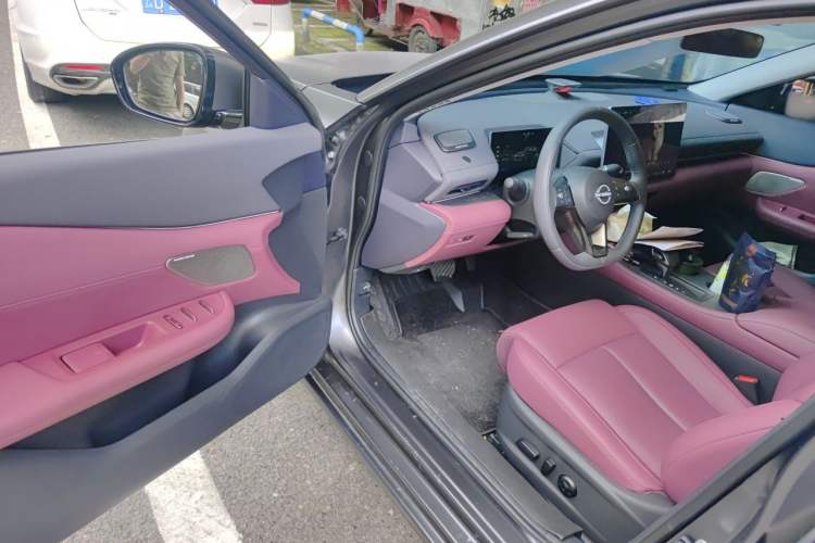 Used Nissan Teana 2026 Model Harmony Cockpit 2.0L Ultra-Comfort Edition Driver Seat