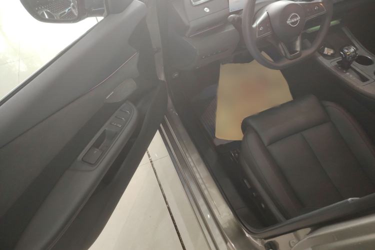 Used Nissan Teana 2026 Model Harmony Cockpit 2.0L Smart Ultra-Comfort Edition Interior 3