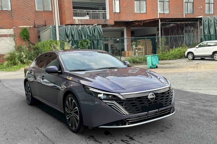 Used Nissan Teana 2026 Model Harmony Cockpit 2.0T Flagship Edition Exterior 2