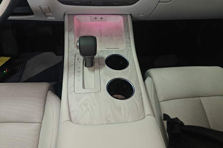 Used Nissan Teana 2026 Model Harmony Cockpit 2.0T Flagship Edition Gear Lever