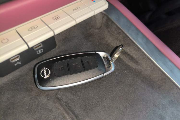 Used Nissan Teana 2026 Model Harmony Cockpit 2.0L Smart Ultra-Comfort Edition Interior 1
