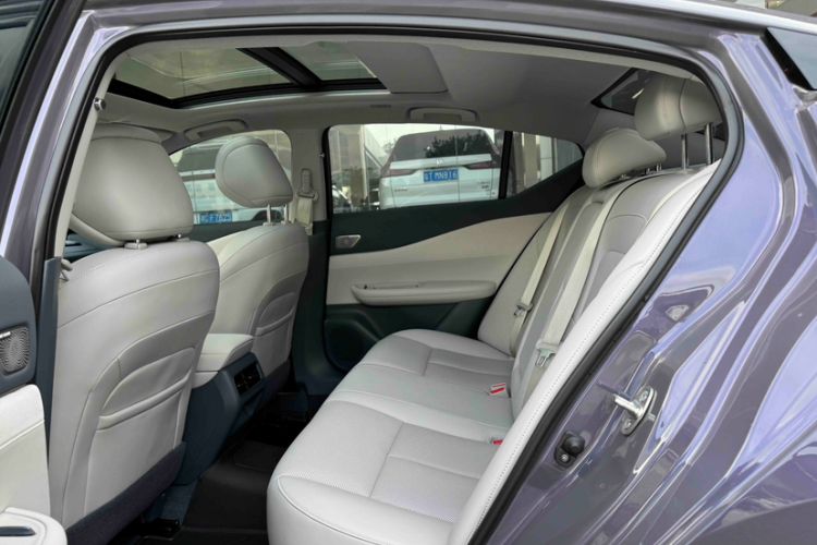 Used Nissan Teana 2026 Model Harmony Cockpit 2.0T Flagship Edition Interior 3