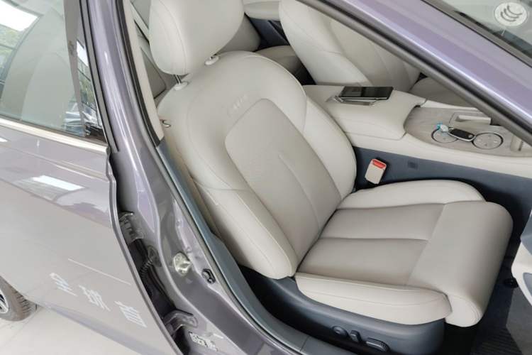 Used Nissan Teana 2026 Model Harmony Cockpit 2.0T Flagship Edition Right Front Seat