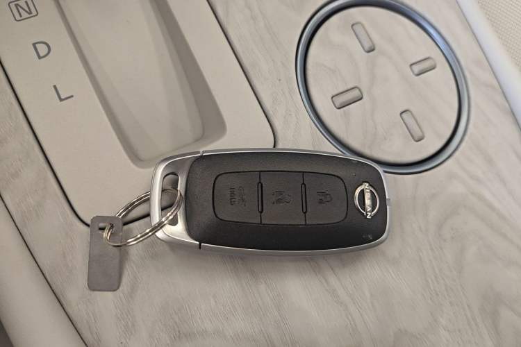 Used Nissan Teana 2026 Model Harmony Cockpit 2.0T Flagship Edition Vehicle Key