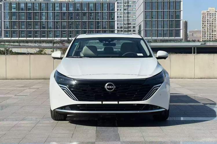 Used Nissan Teana 2026 Model Harmony Cockpit 2.0L Smart Ultra-Comfort Edition Exterior 1
