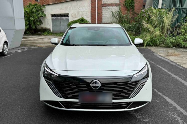 Used Nissan Teana 2026 Model Harmony Cockpit 2.0T Flagship Edition Exterior 1