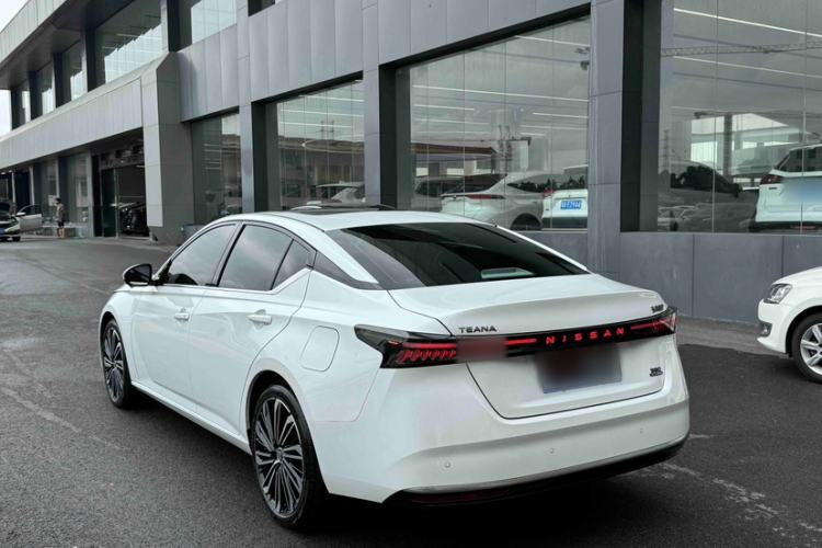 Used Nissan Teana 2026 Model Harmony Cockpit 2.0T Flagship Edition Exterior 3
