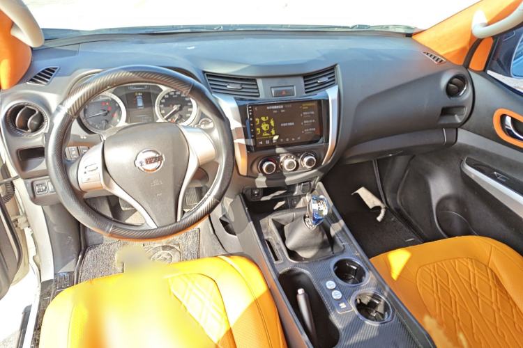 Used Nissan Terra 2020 2.5L XE Manual Two-Wheel-Drive Elite Edition Interior 1