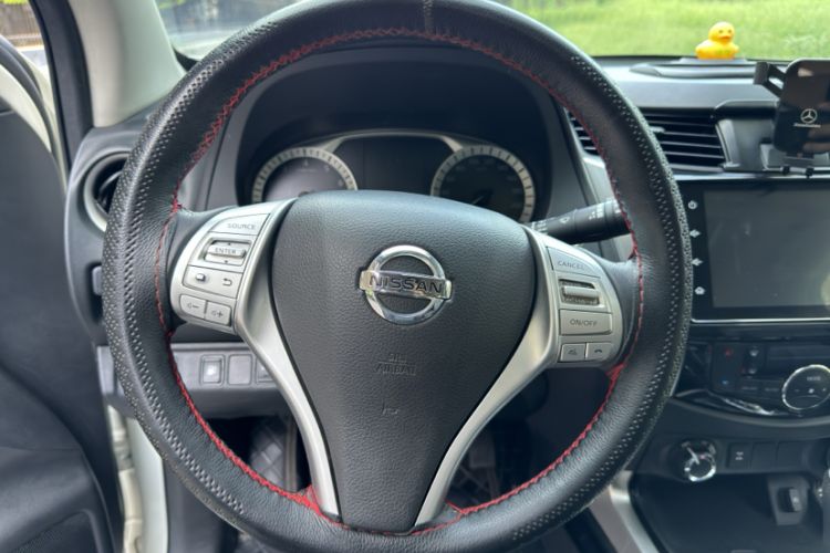 Used Nissan Terra 2020 2.5L XV 4WD Automatic Four-Wheel Drive Flagship Edition Interior 3
