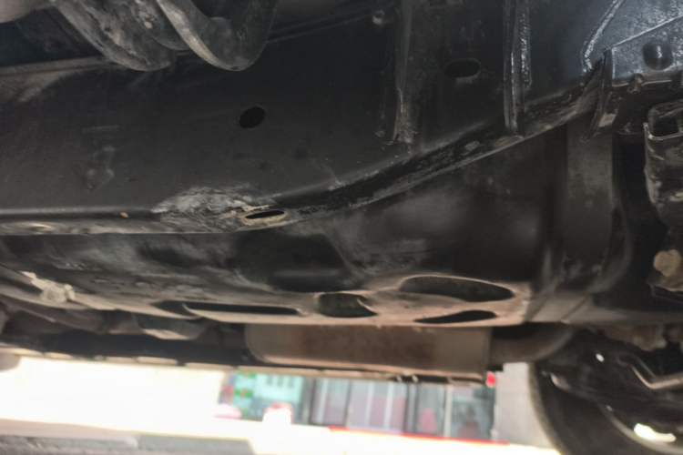 Used Nissan Terra  Chassis Rear Left