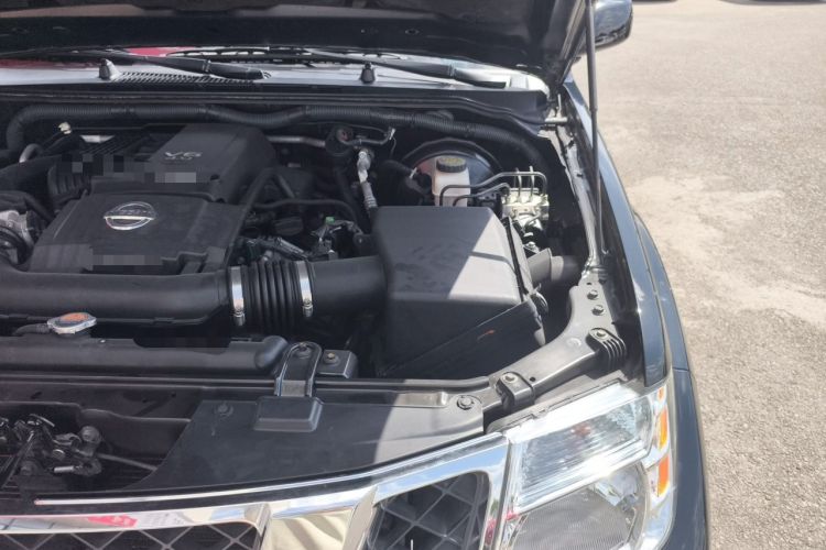 Used Nissan Terra  Engine Bay Left
