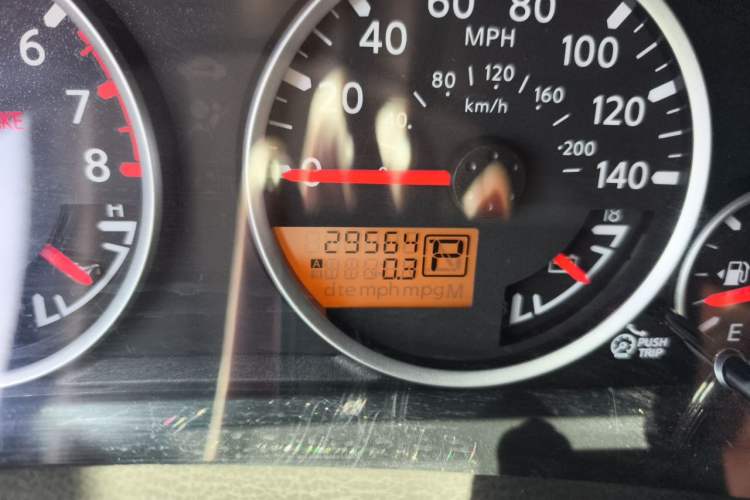 Used Nissan Terra  Odometer Close Up