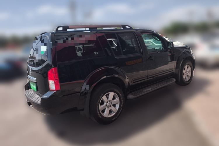 Used Nissan Terra  Rear Right 45 Deg