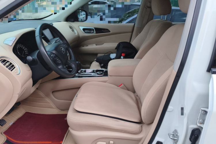 Used Nissan Terra  Left Front Seat