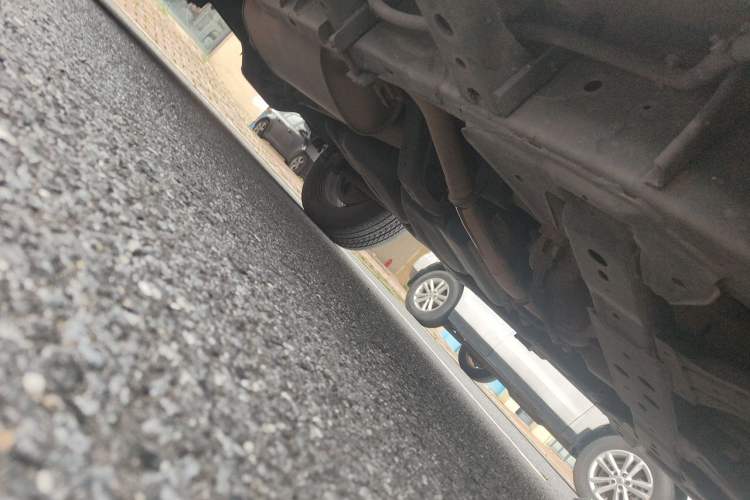 Used Nissan Terra 2018 2.5L Automatic 4x4 Flagship Edition Chassis Rear Left
