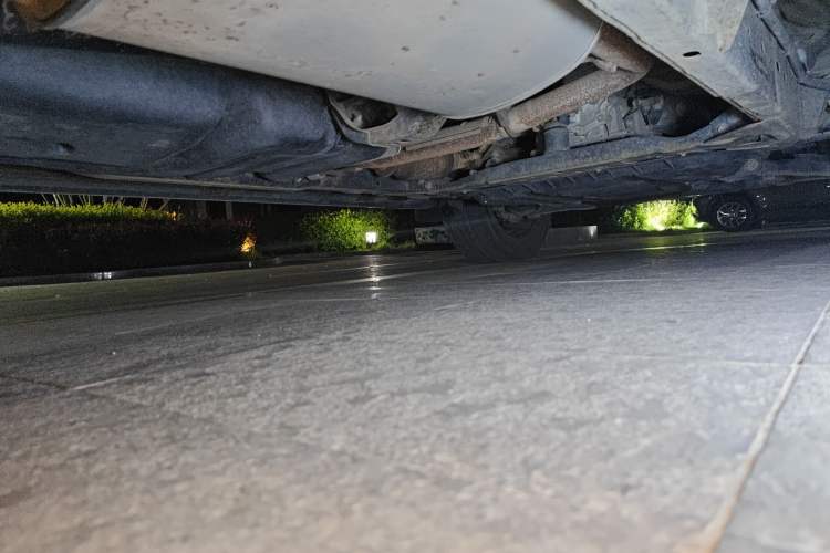 Used Nissan Terra 2018 2.5L Automatic 2WD Luxury Edition Chassis Rear Right