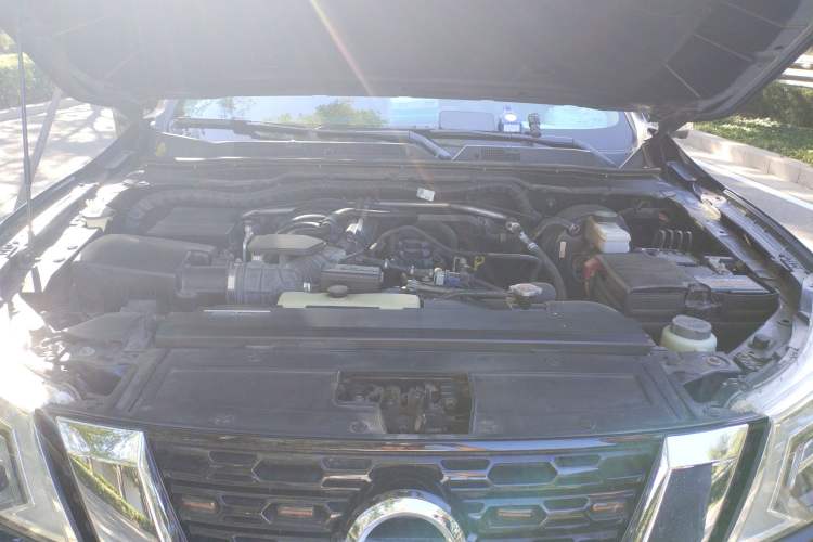 Used Nissan Terra 2018 2.5L Automatic 4x4 Flagship Edition Engine Bay