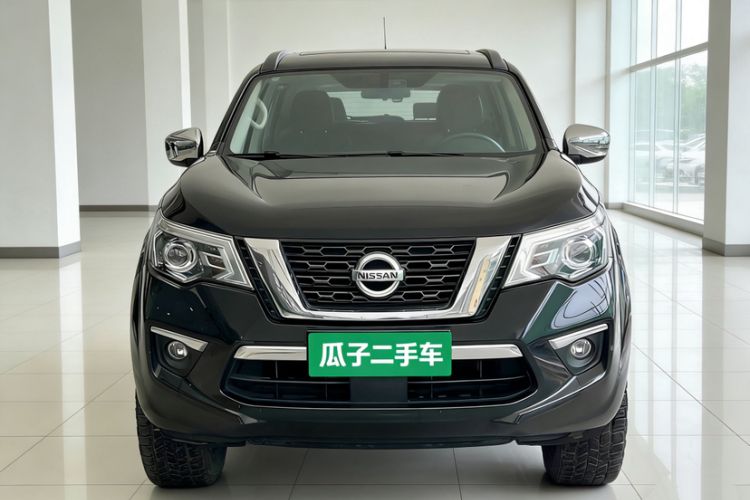 Used Nissan Terra 2018 2.5L Automatic 4x4 Luxury Edition Exterior 3