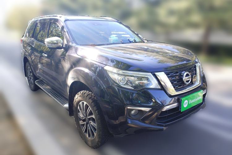 Used Nissan Terra 2018 2.5L Automatic 4x4 Flagship Edition Front Right 45 Deg