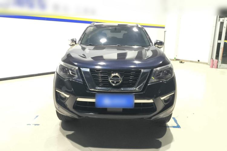 Used Nissan Terra 2018 2.5L Automatic 2WD Luxury Edition Front