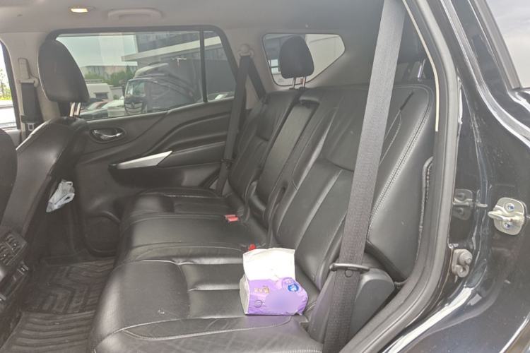 Used Nissan Terra 2018 2.5L Automatic 2WD Luxury Edition Left Rear Seat